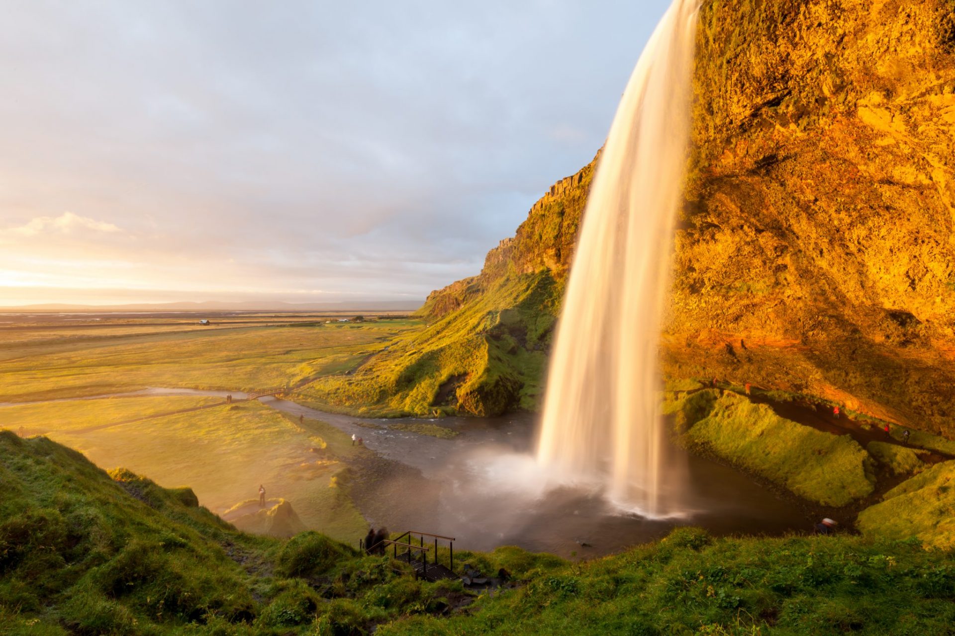 Sandwell Academy Bring Learning To Life In Iceland - Rayburn Tours